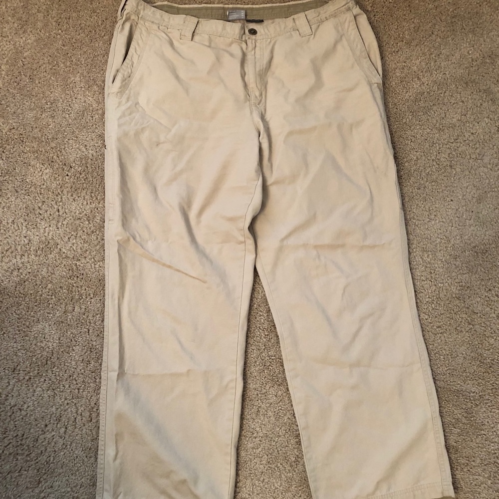 Columbia Khaki Pants 42x32